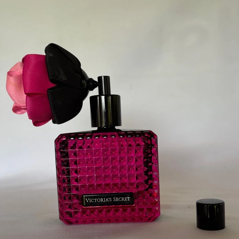 EMPTY BOTTLE & BOX VICTORIA’s SECRET SCANDALOUS DARE EAU DE PARFUM CAP ATOMIZER - Picture 2 of 11
